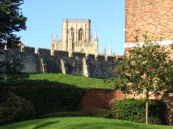 The Feversham York Buitenkant foto